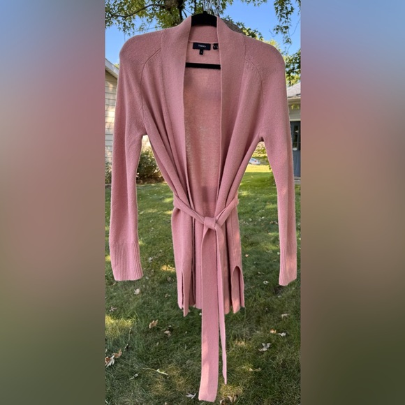 Theory 100% Cashmere Malinka Belted Wrap Cardigan in A Dark Mauve Color Sz S - Picture 1 of 13
